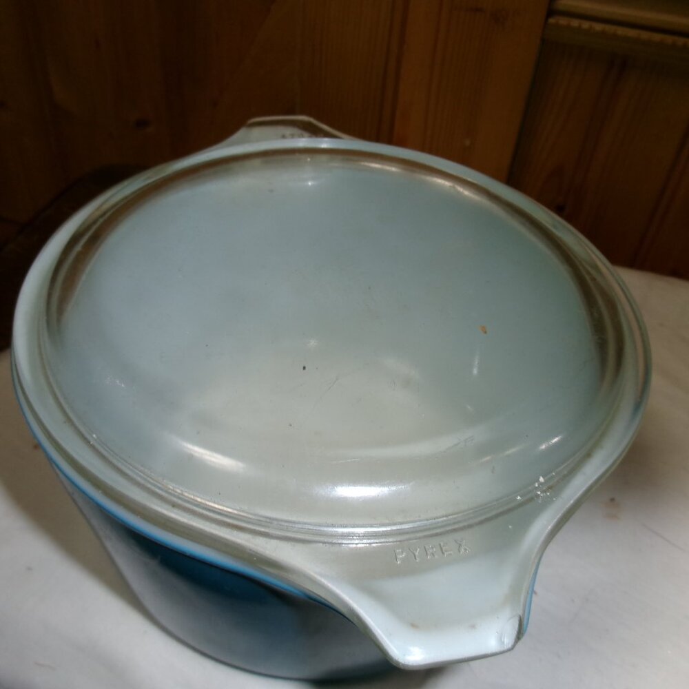 Vtg Pyrex blue 473 bowl and lid  Snowflake garland hard one to find mint - Picture 3 of 4